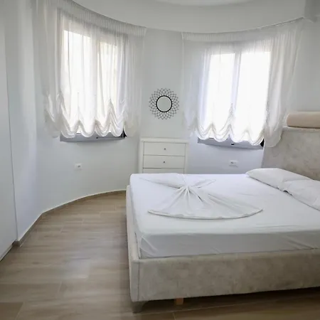 公寓 Neta's Sarandë